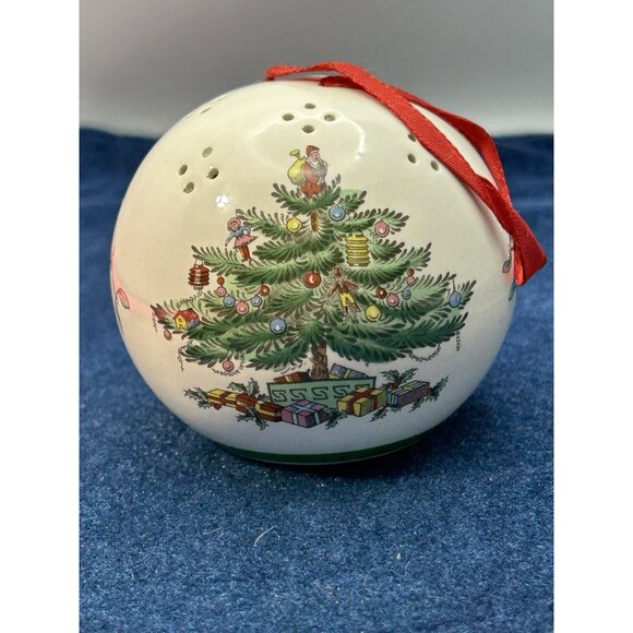 SPODE Christmas Tree Potpourri Pomander Ornament Porcelain Ball England Holiday - Picture 1 of 8